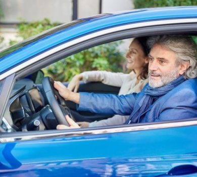 Comisia propune cerințe actualizate pentru permisele de conducere și o mai bună aplicare transfrontalieră a normelor de circulație rutieră
