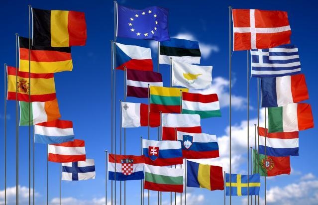 Sondaj Eurobarometru: Europenii salută sprijinul UE pentru reformele din statele membre