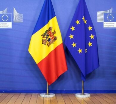 Președinta Comisiei Europene Ursula von der Leyen și Înaltul Reprezentant Josep Borrell vor participa la reuniunea Comunității Politice Europene din Republica Moldova