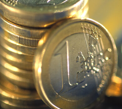 Noi propuneri menite să sprijine utilizarea numerarului și să propună un cadru pentru o monedă euro digitală