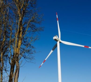 Comisia stabilește acțiuni imediate pentru a sprijini industria europeană a energiei eoliene