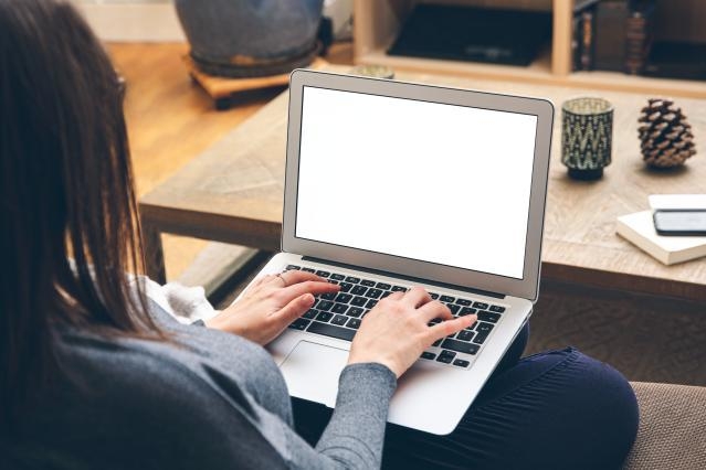 Comisia trimite cereri de informații către 17 platforme și motoare de căutare online foarte mari