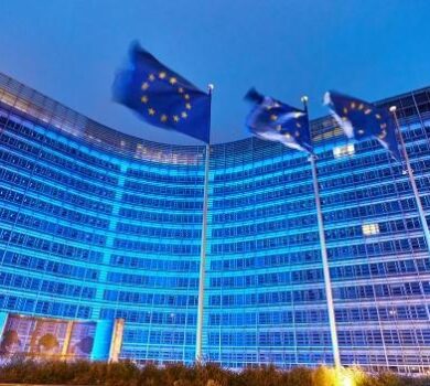 Președinta Ursula von der Leyen vizitează România și alte șase state UE aflate în prima linie, pentru a consolida securitatea și apărarea