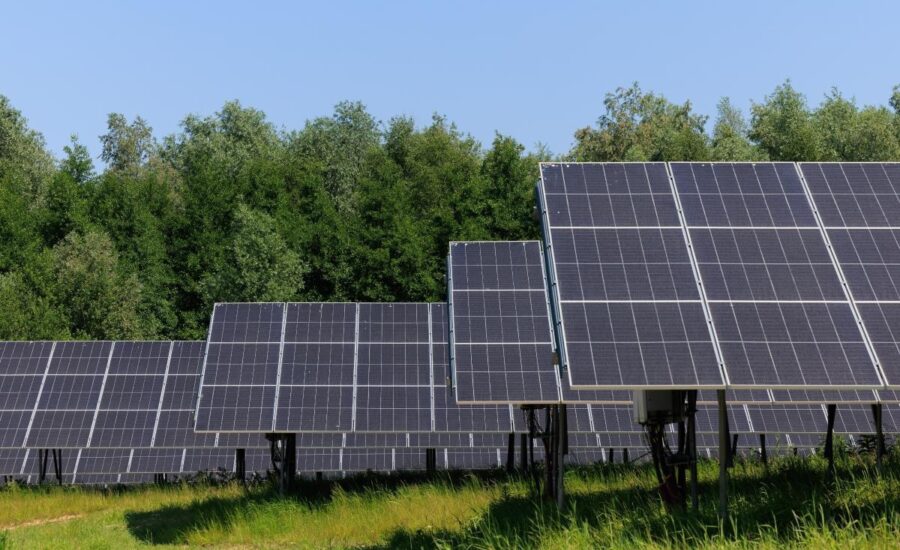 Comisia prezintă măsuri de sporire a independenței energetice a UE și a accesibilității ca preț a energiei în UE