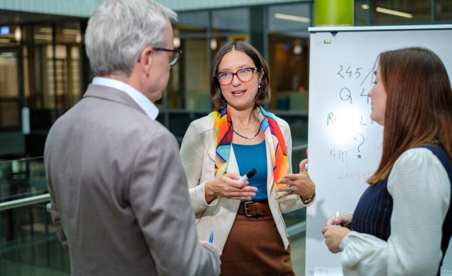 Comisia acordă 617,18 milioane EUR pentru programele de doctorat, consolidând rezerva de talente în domeniul cercetării din Europa